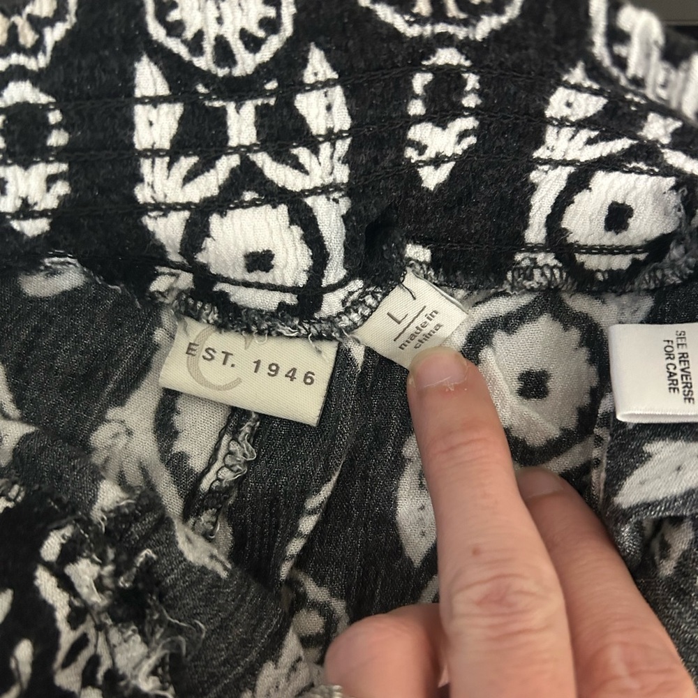 Cato Women’s Black and White Patterned Women's Pants, Size L - Picture 5 of 7